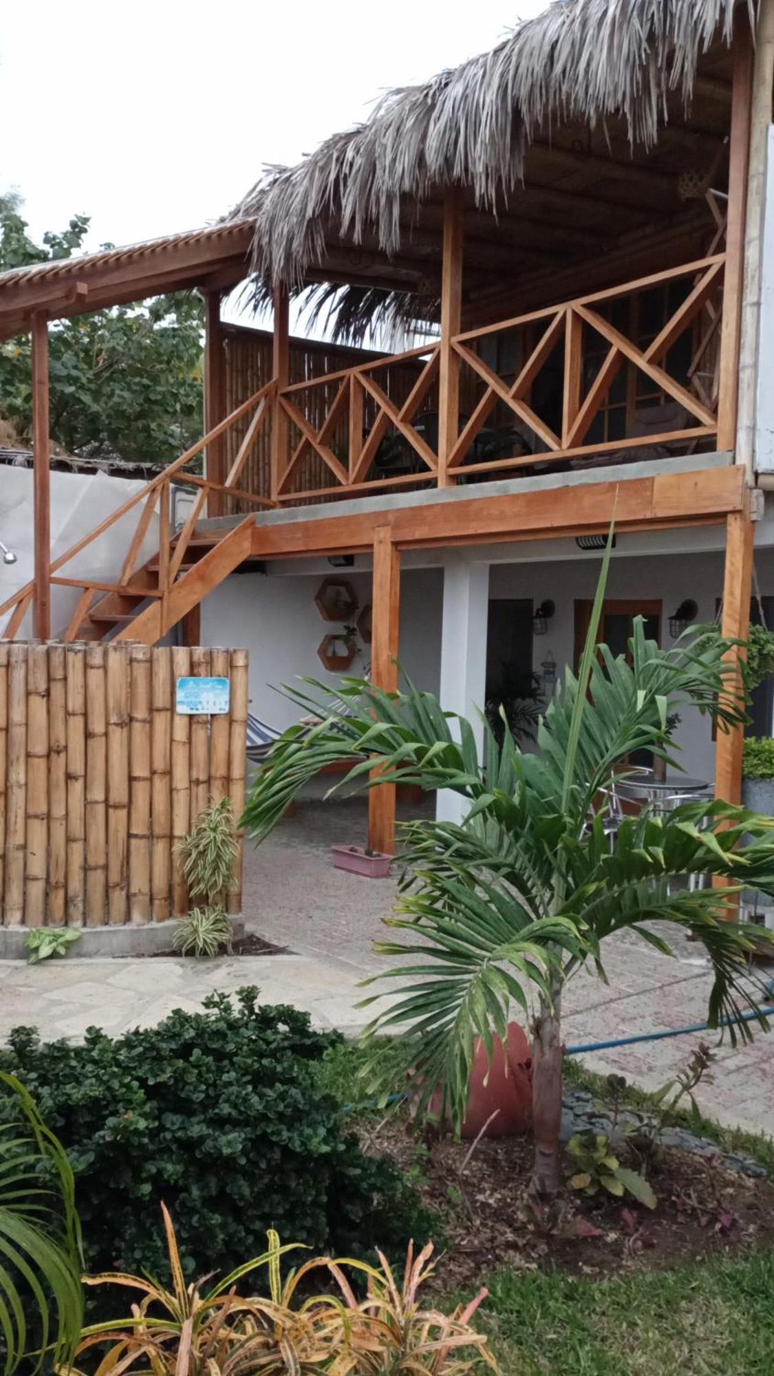 Costa Luna Aparthotel Vichayito Exterior photo